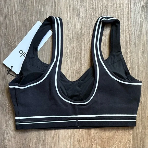 SOLD SOLD !!!Alo Yoga Airbrush Heart Throb Bra Black/White Sz XS NWT - Picture 2 of 4